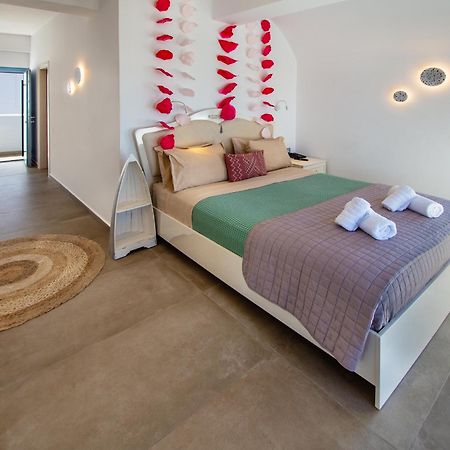 Aegean Blue Suites Pýrgos 外观 照片